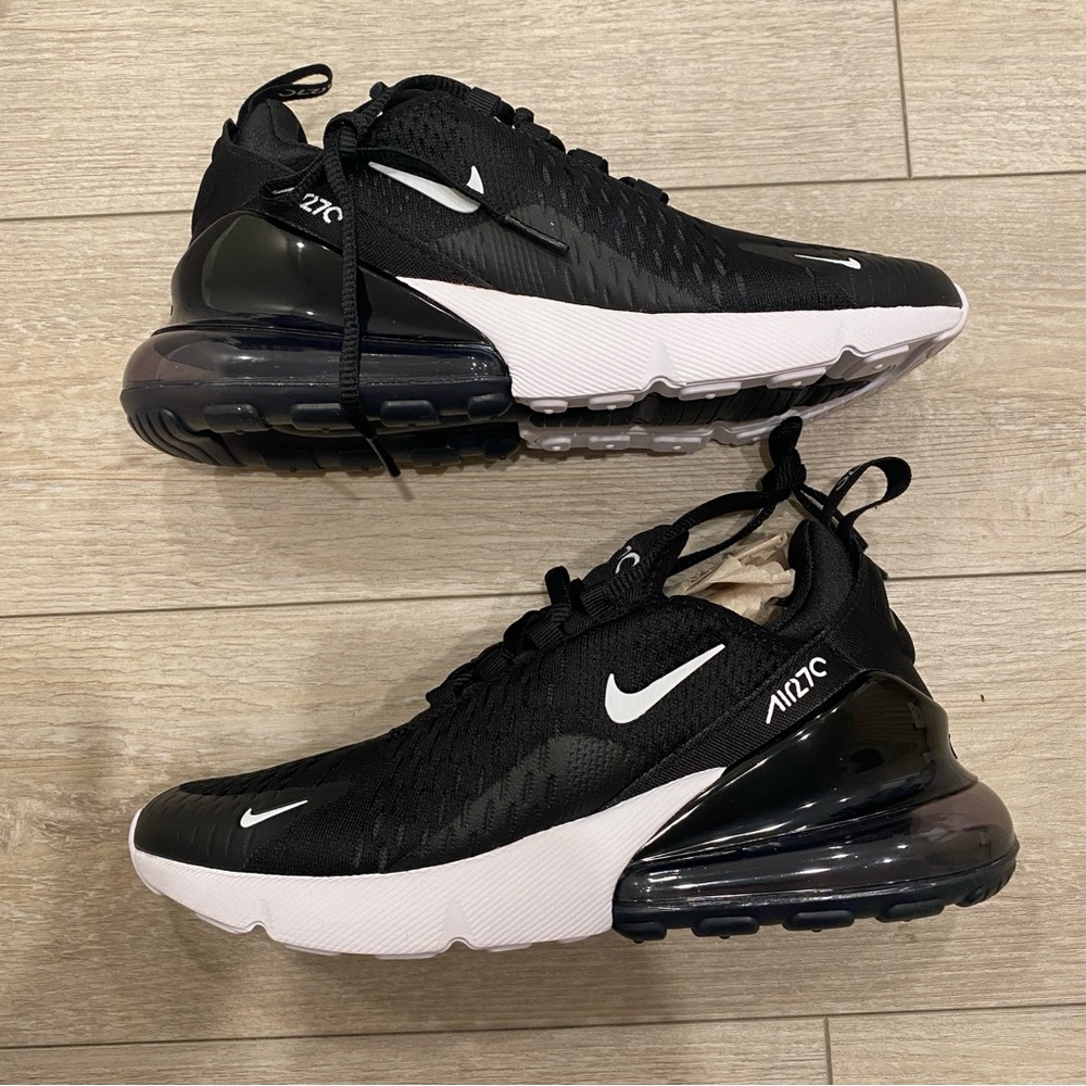 NIKE Air Max 270 Sneaker NEW